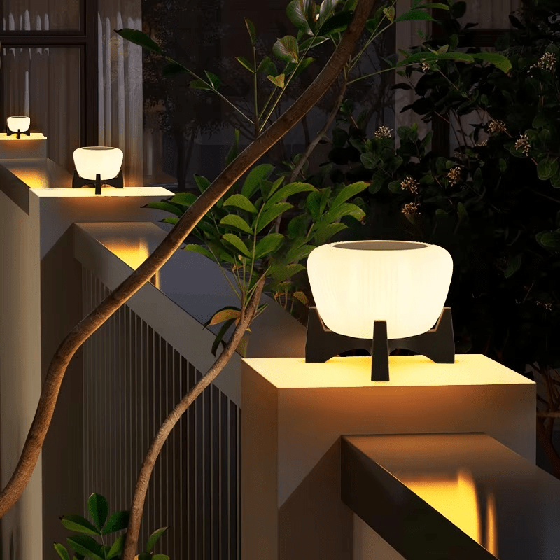 Solar Landing Light | Outdoor LED Pathway Lamp